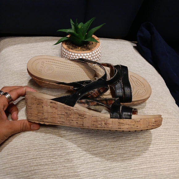 Women's Black Sandals Wedge Size W9 - Picture 2 of 4